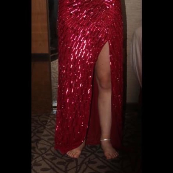 Prom dress - Picture 2 of 3